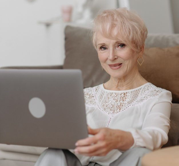 Satisfied Maine Support customer using their secured home network